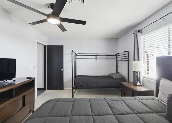 Minnow Place - Pool, Pool Table, Spacious, Villa Lake Havasu City