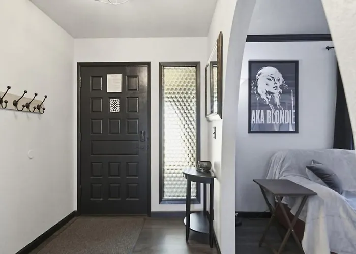 Villa Minnow Place - Pool, Pool Table, Spacious, Lake Havasu City
