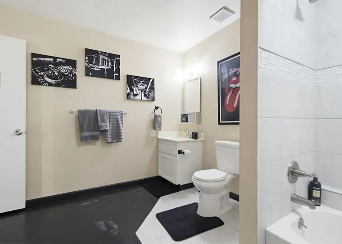 Villa Minnow Place - Pool, Pool Table, Spacious, Lake Havasu City